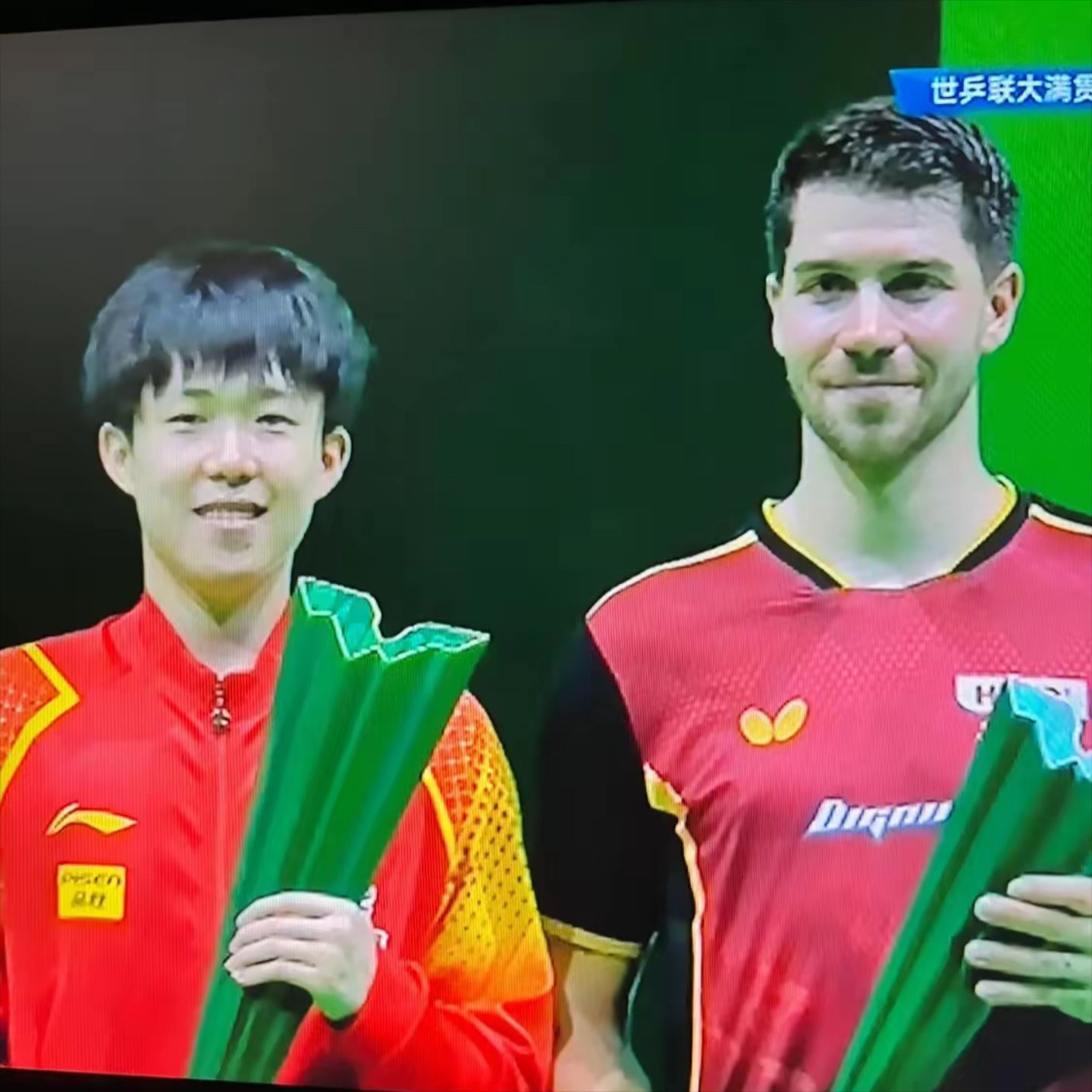 包含日本乒乓球队强势中国乒乓球队，奥恰洛夫爆发神勇的词条