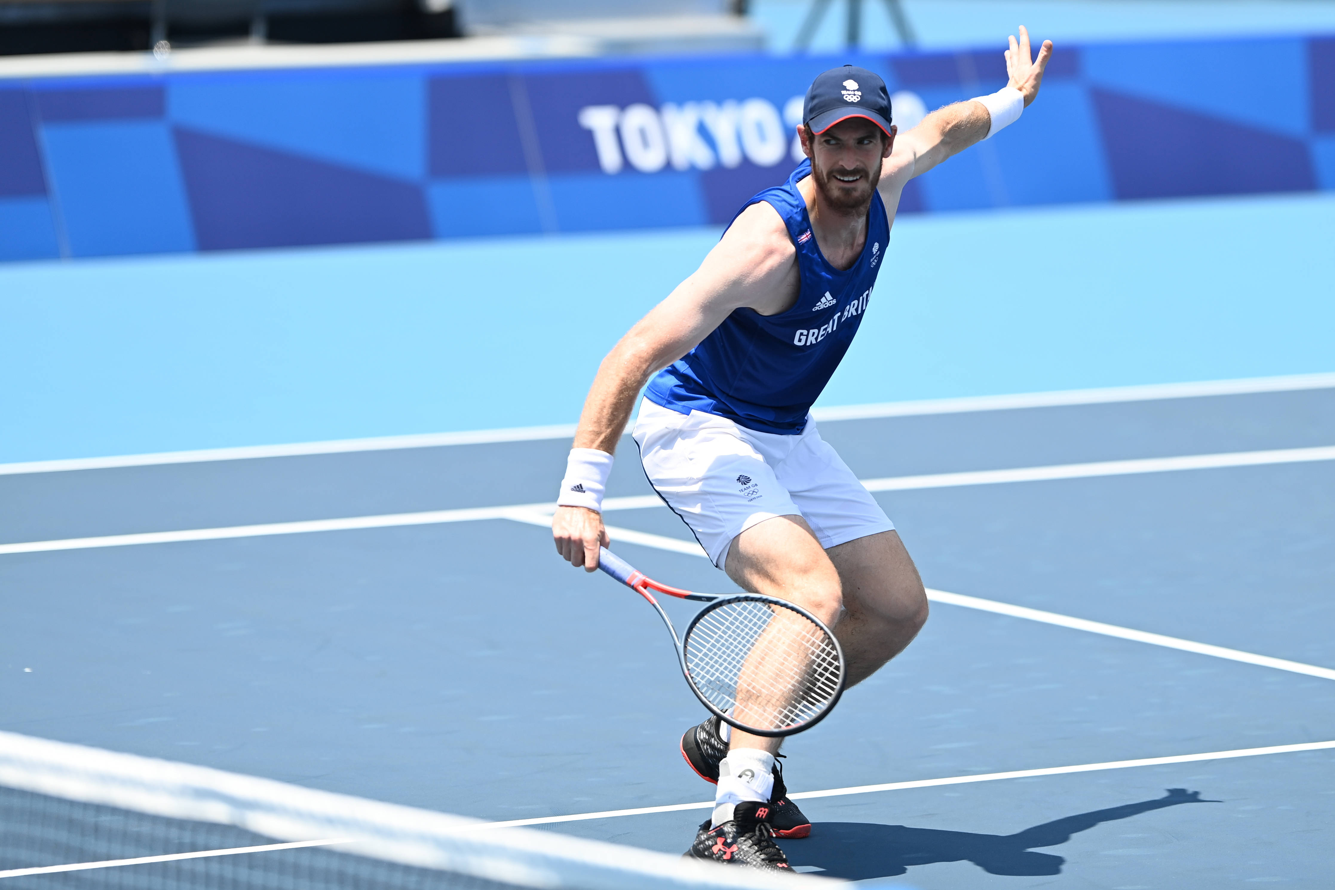 包含英国网球队绝地反击法国网球队，穆雷绝境逆转的词条