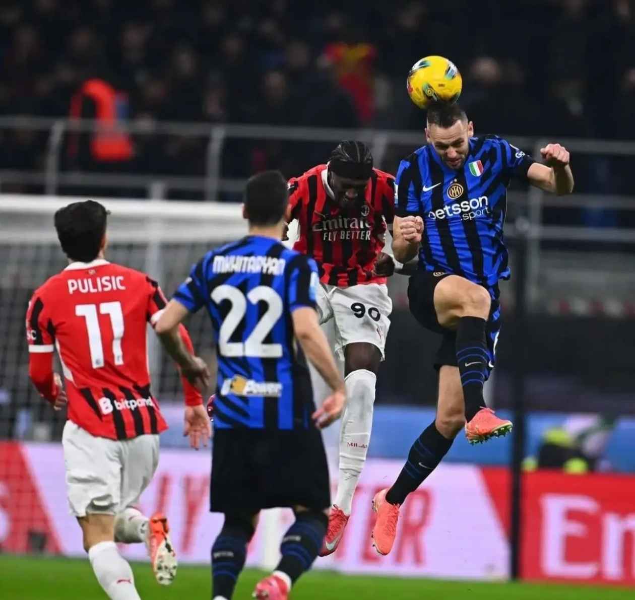 包含丹麦险胜皇马，阿尔瓦雷斯一己之力扛起全队的词条