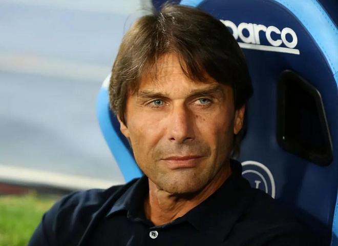 包含国际米兰鏖战AC米兰，孔蒂打破历史纪录的词条