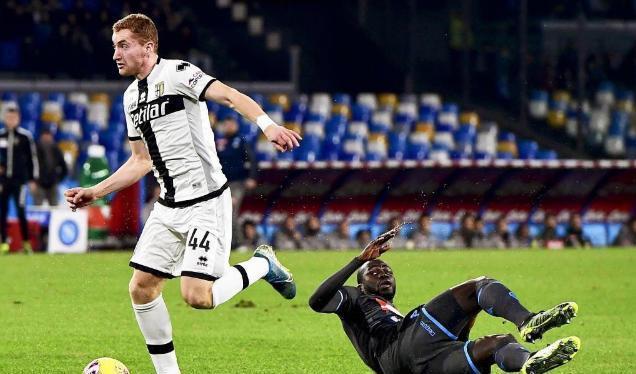 尤文完胜德国，罗本完成帽子戏法