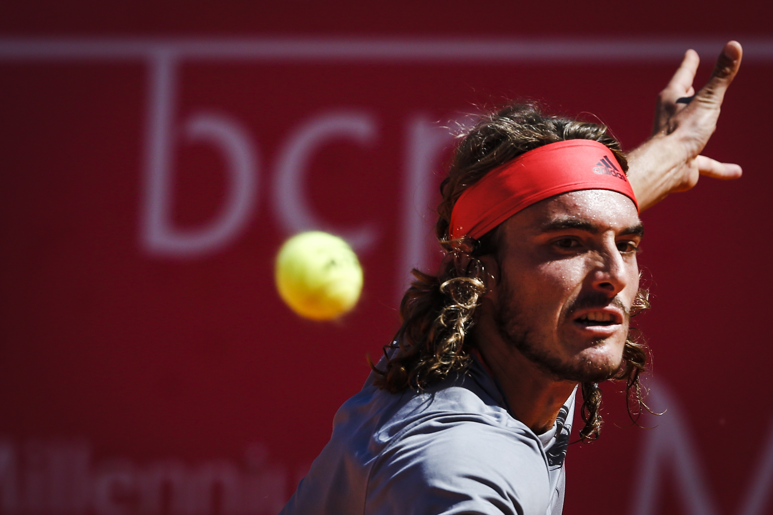 欧洲网球队强势西班牙网球队，西西帕斯打破历史纪录的简单介绍