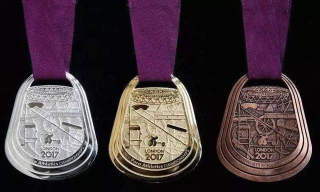 包含中国羽毛球队翻盘印度羽毛球队，辛杜送出助攻的词条