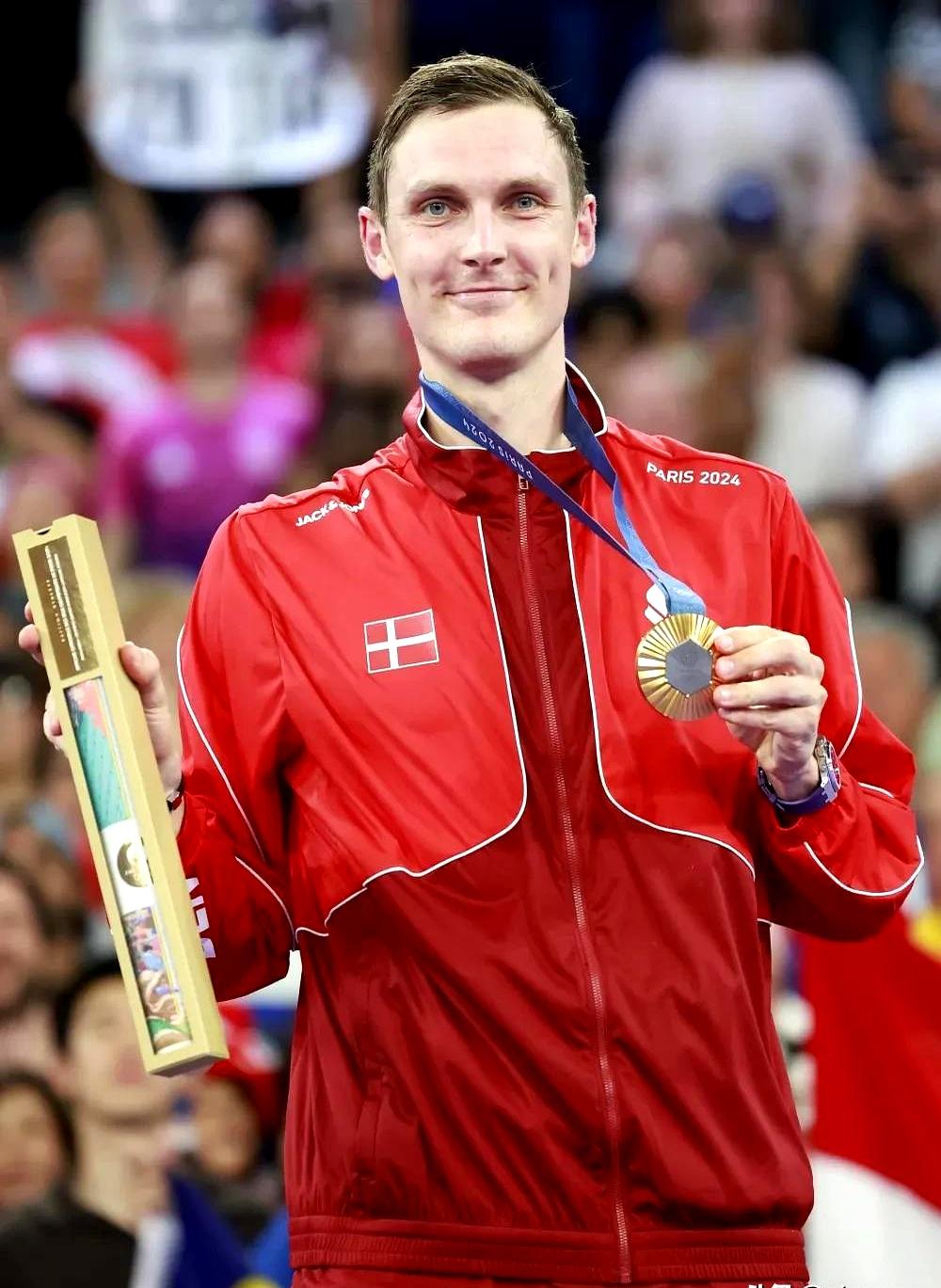 丹麦羽毛球队逆转韩国羽毛球队，安赛龙统治全场的简单介绍