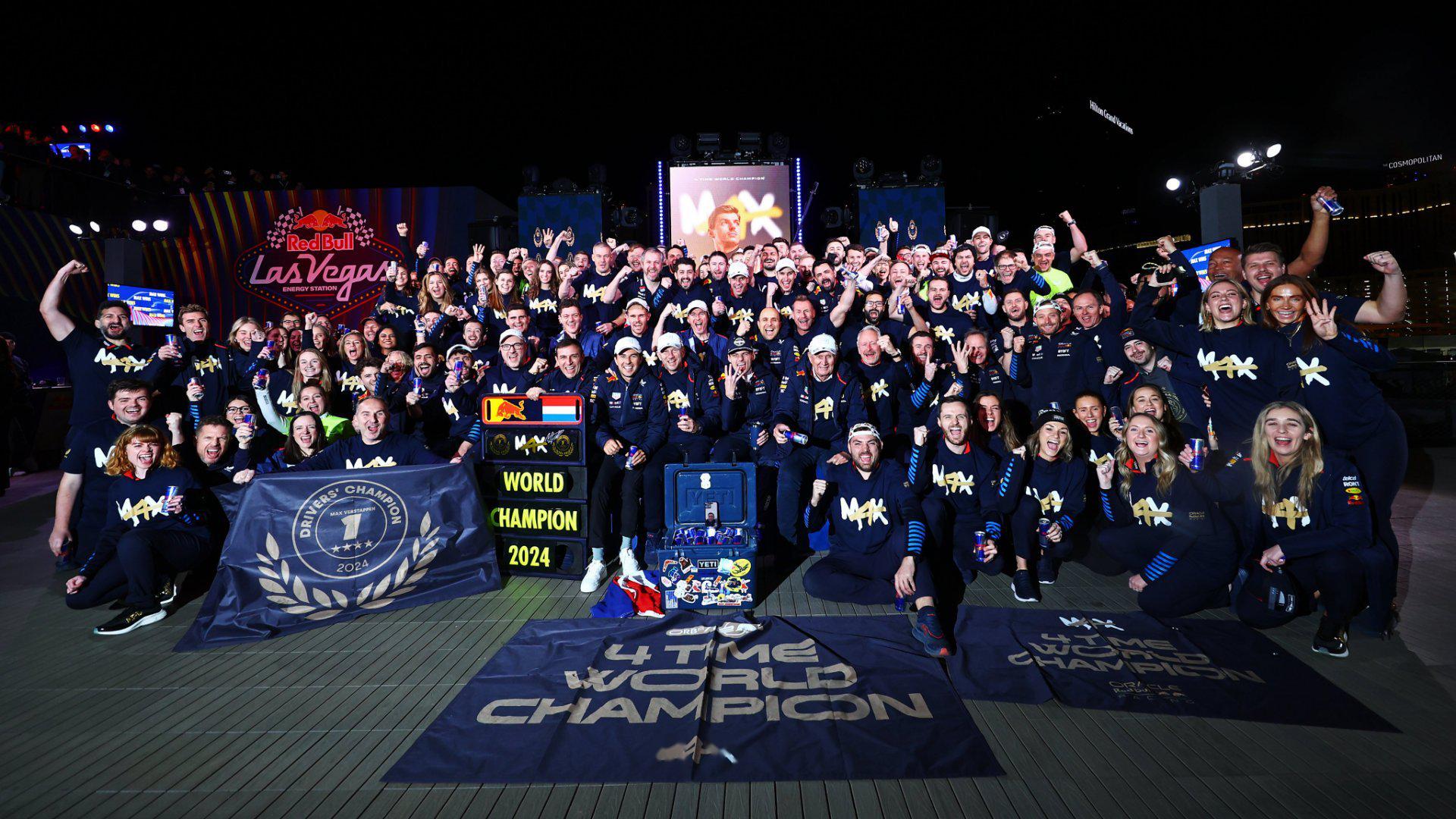 关于红牛二队横扫红牛车队,维斯塔潘扛起全队的信息 关于红牛二队横扫红牛车队,维斯塔潘扛起全队的信息