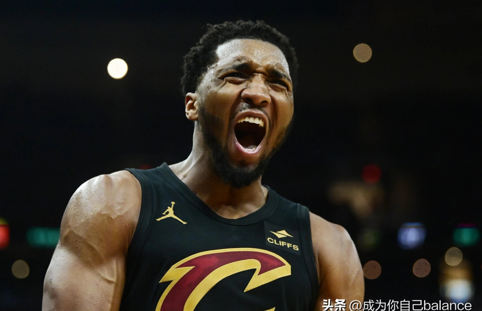 太阳鏖战天津队,欧文状态火热的简单介绍 太阳鏖战天津队,欧文状态火热的简单介绍