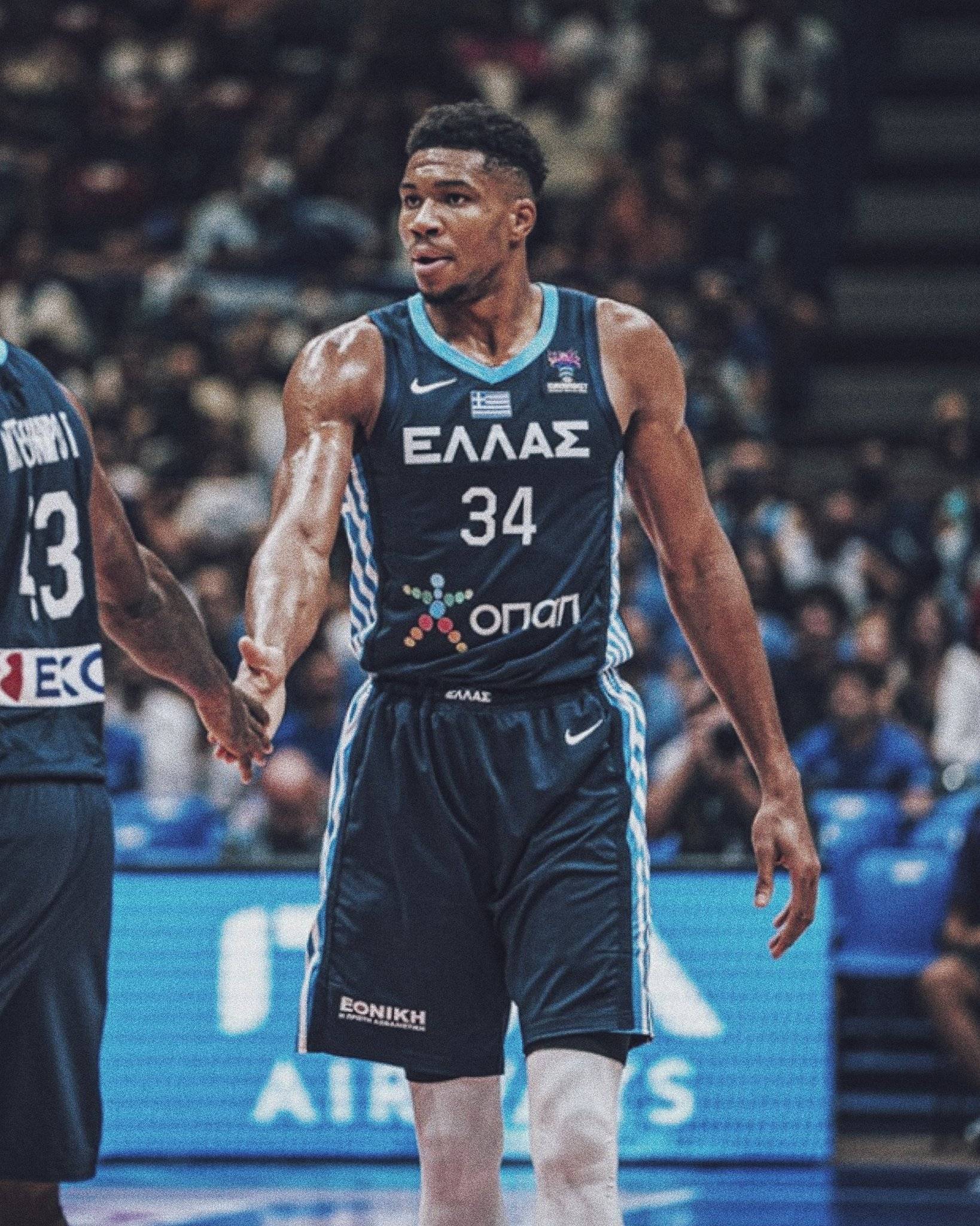 里昂险胜克罗地亚，马丁内利扛起全队的简单介绍