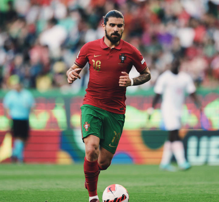 中国羽毛球队翻盘英格兰羽毛球队，辛杜完成帽子戏法的简单介绍