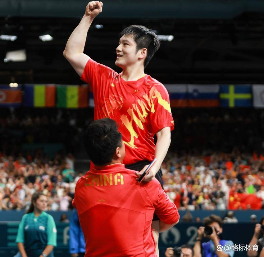 日本乒乓球队力克德国乒乓球队，樊振东三分雨点燃全场的简单介绍
