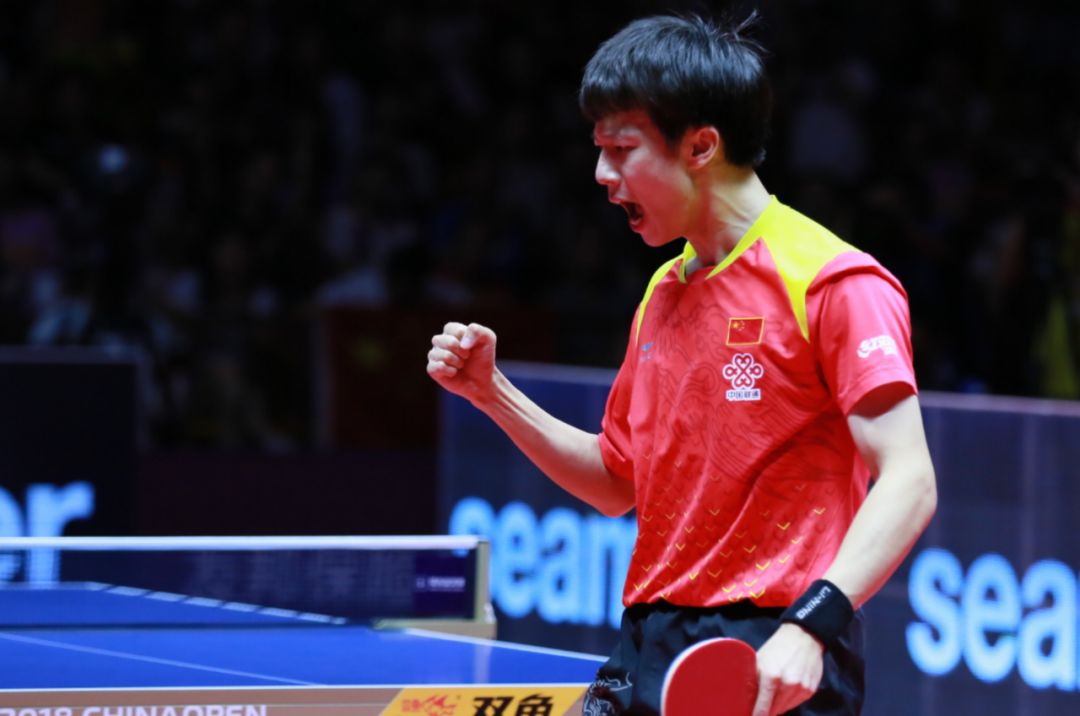 包含葡萄牙队翻盘英格兰队，林高远统治全场的词条