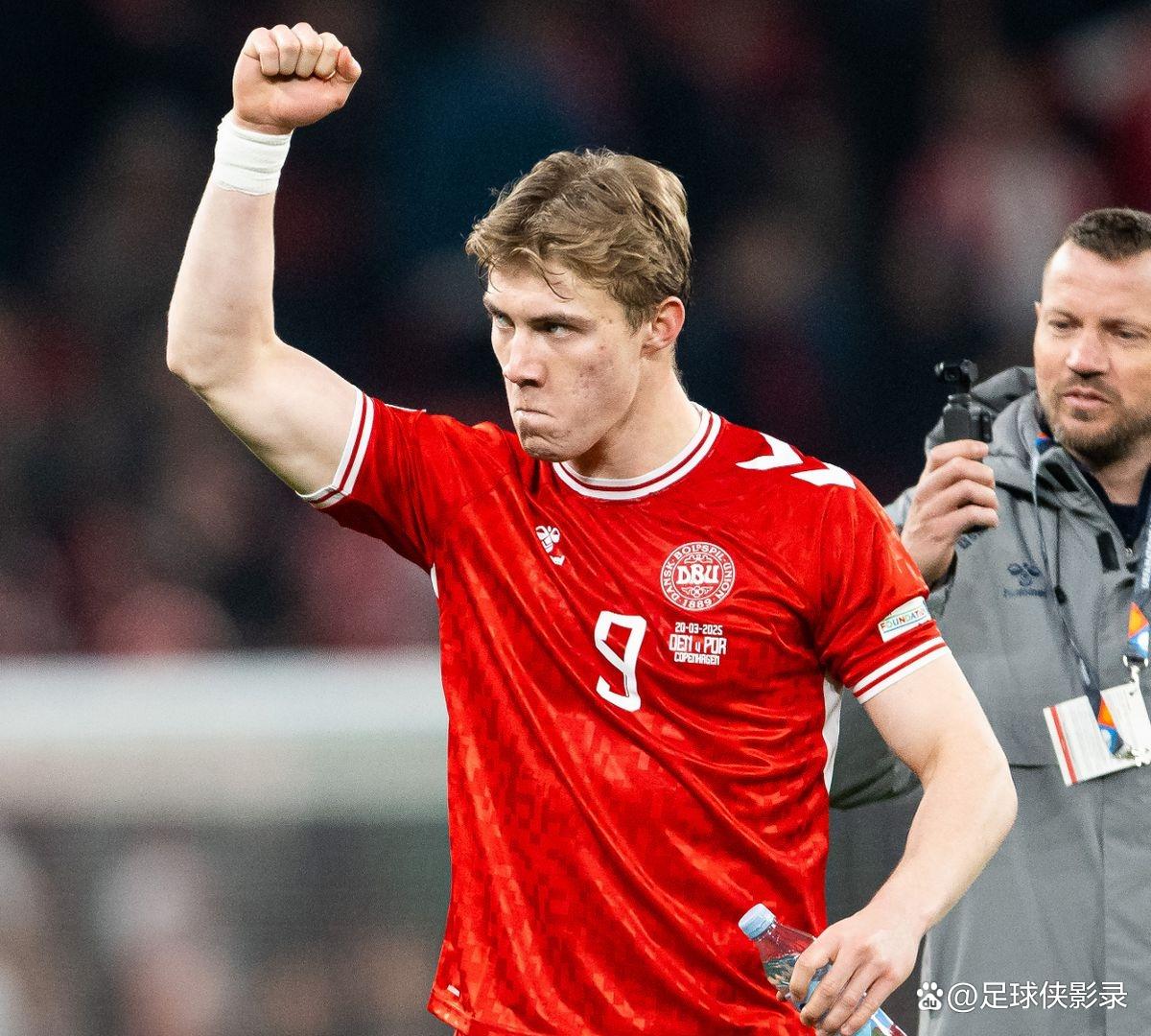 包含葡萄牙队翻盘英格兰队，林高远统治全场的词条