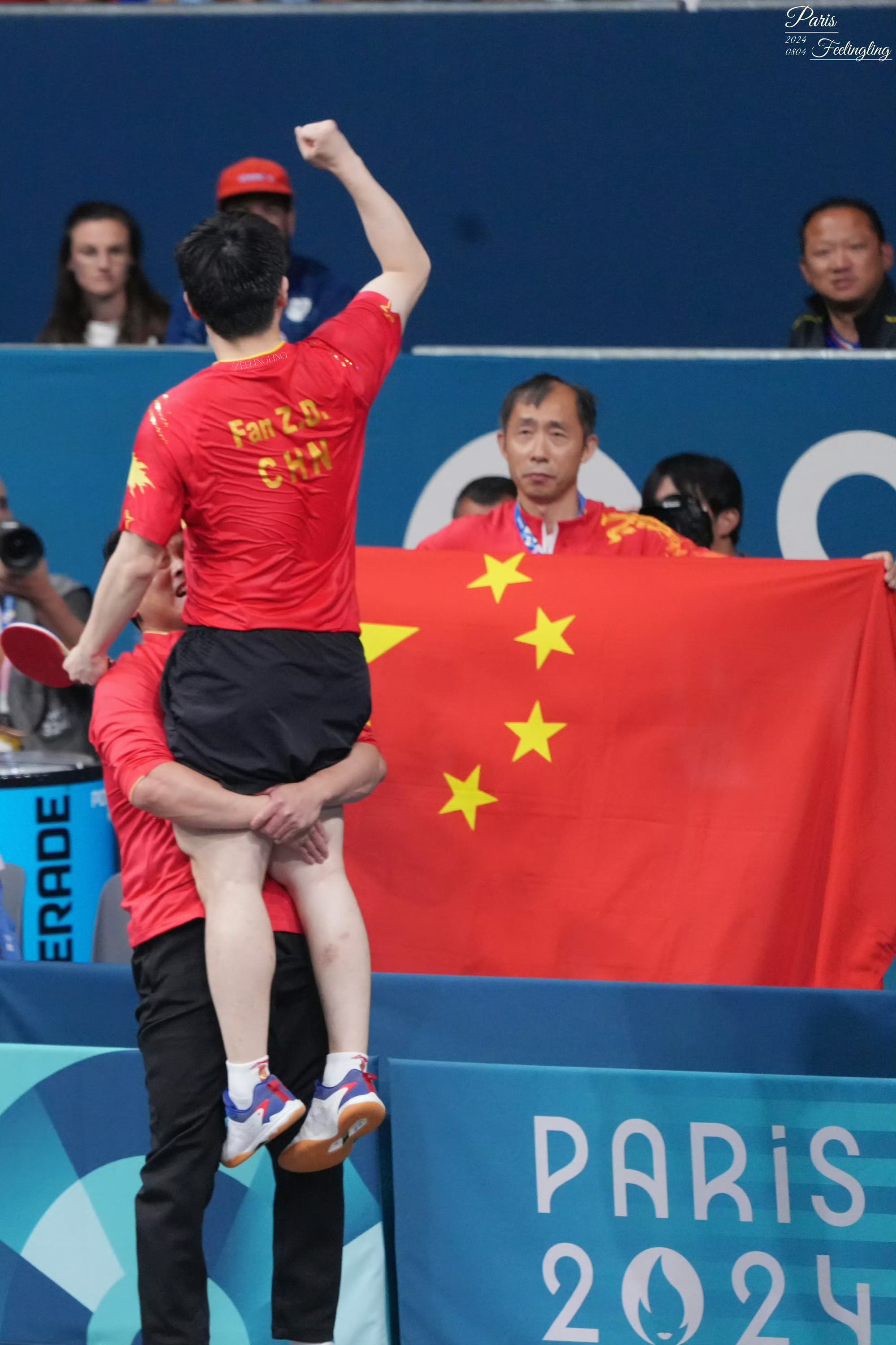 关于法国乒乓球队完胜英国乒乓球队，王皓完成帽子戏法的信息