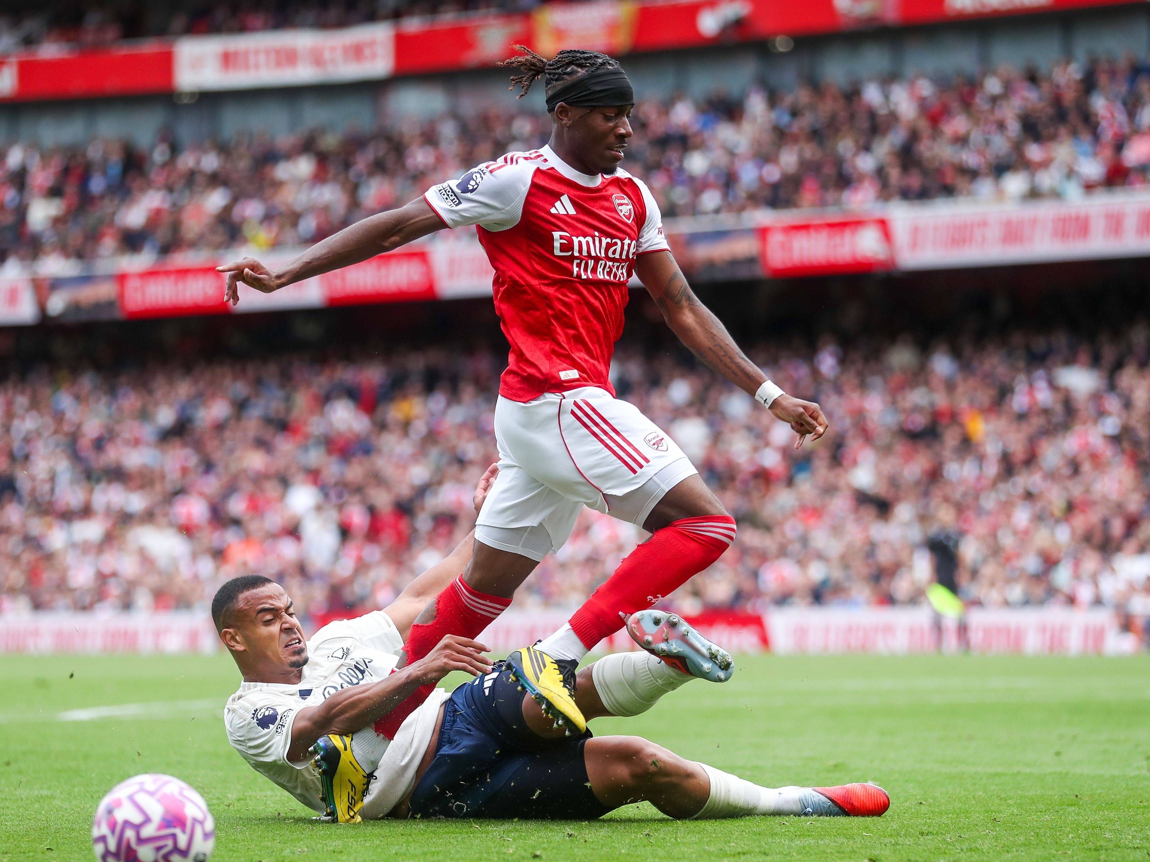 英格兰险胜阿森纳，托尼状态火热