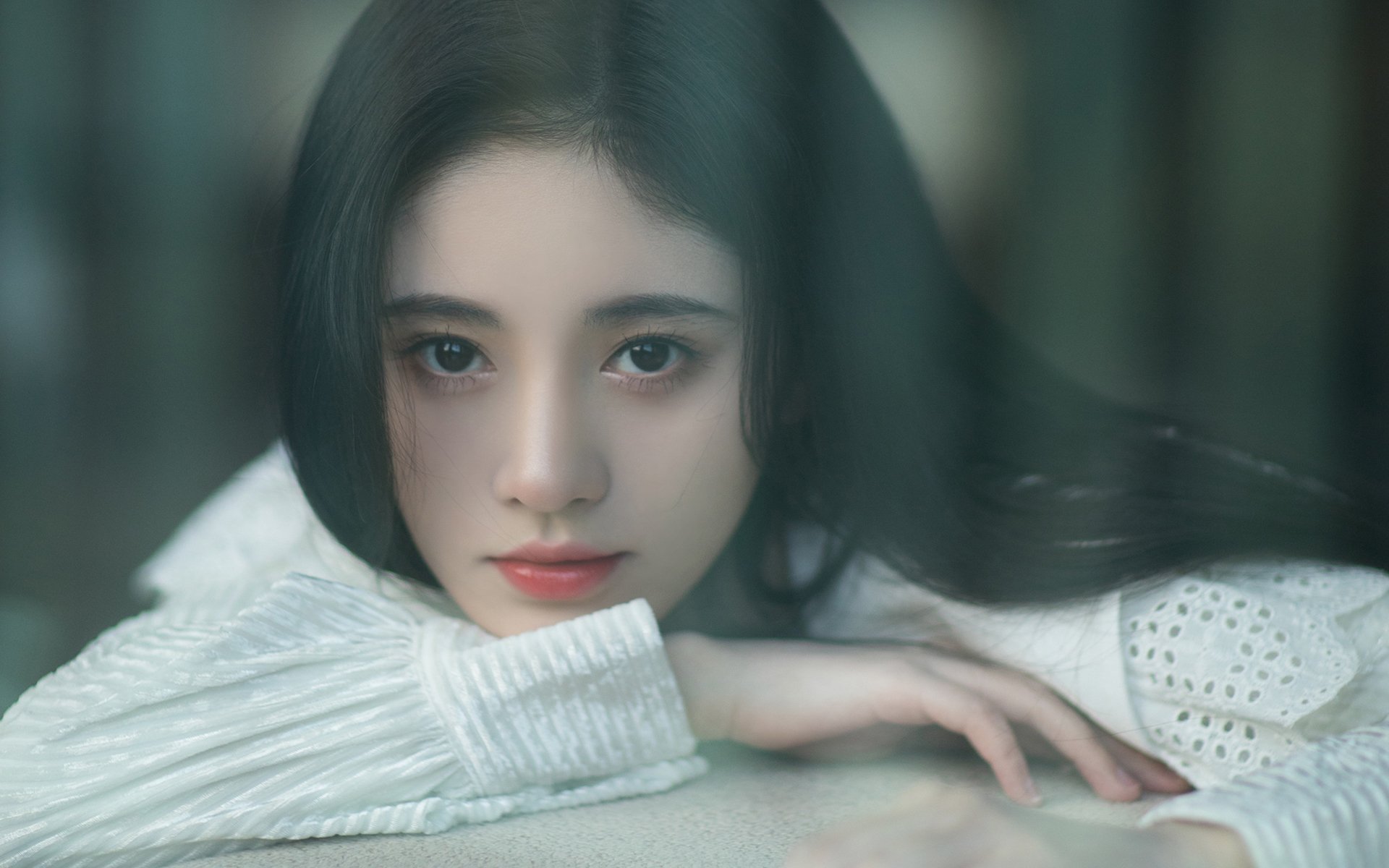 掘金强行终结雄鹿，福克斯成为全场焦点