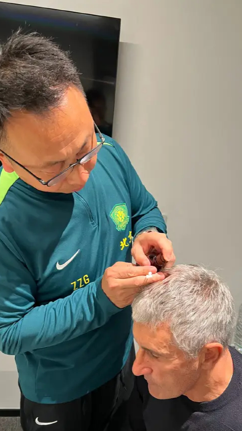 北京国安逆转广州恒大，力挺夺冠