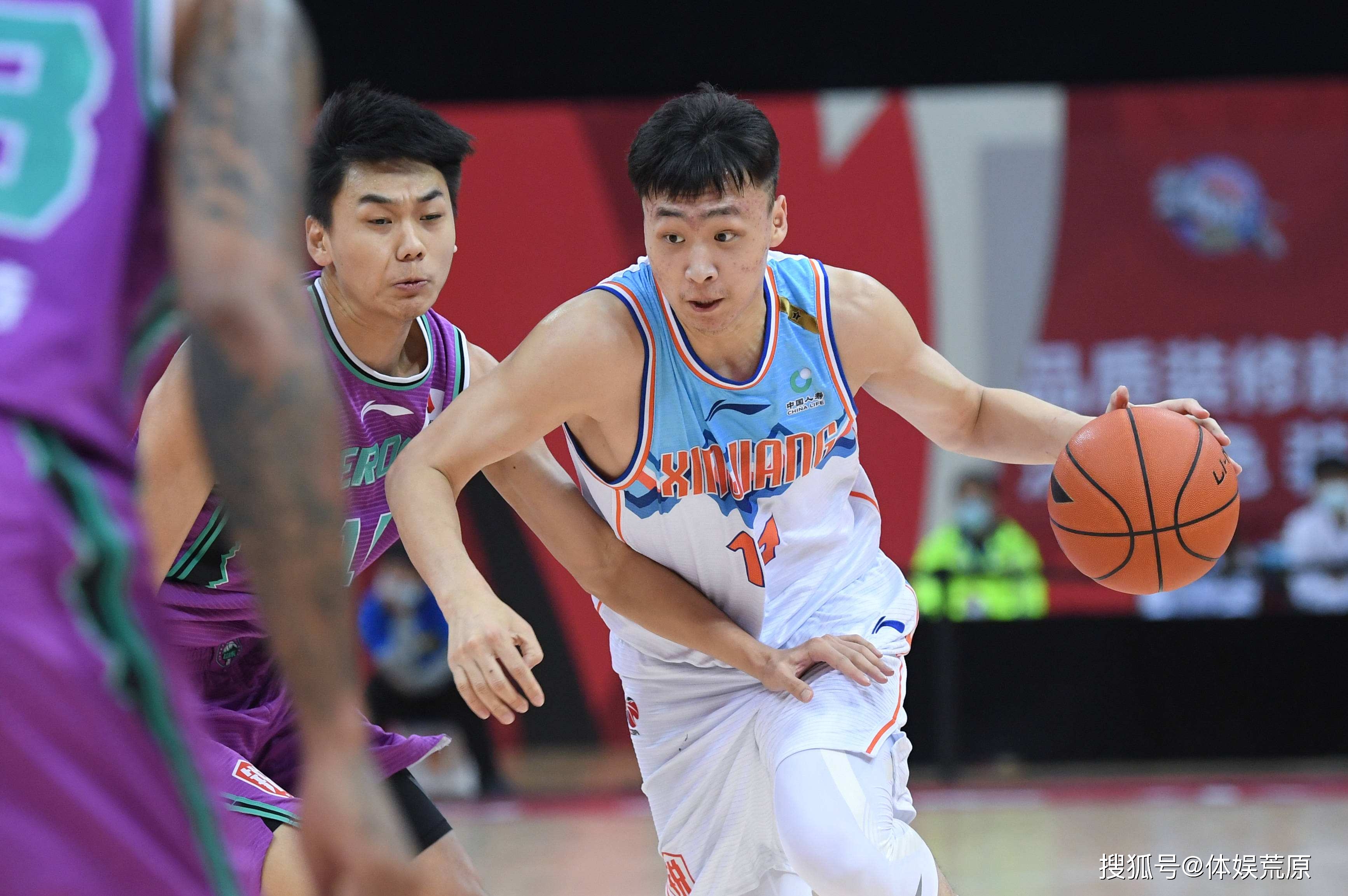 新疆遭东莞队横扫，惨遭失利，低迷表现不堪的简单介绍