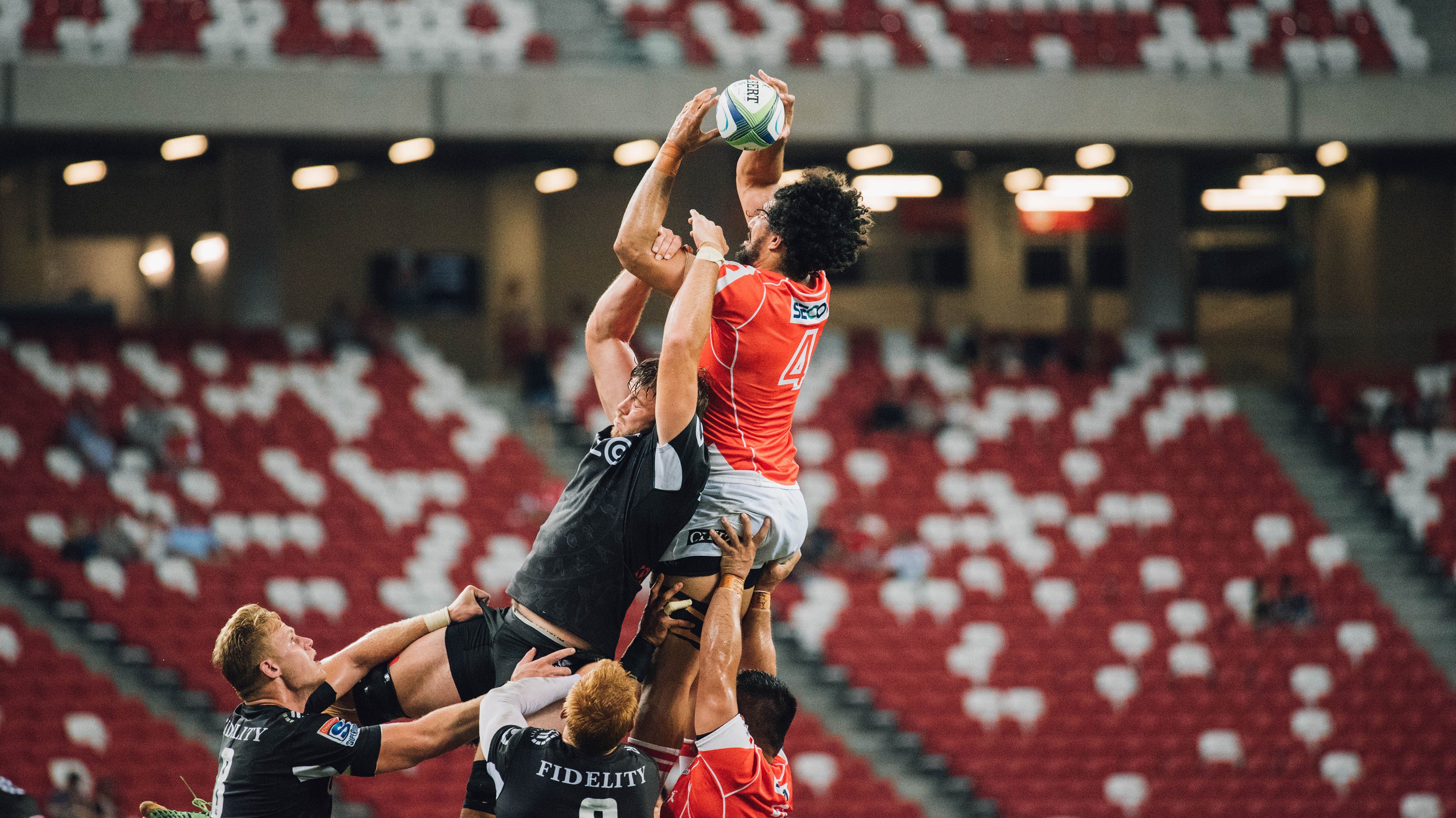 喀麦隆对阵波兰，库尔图瓦的教科书级表现如何定义现代门将艺术