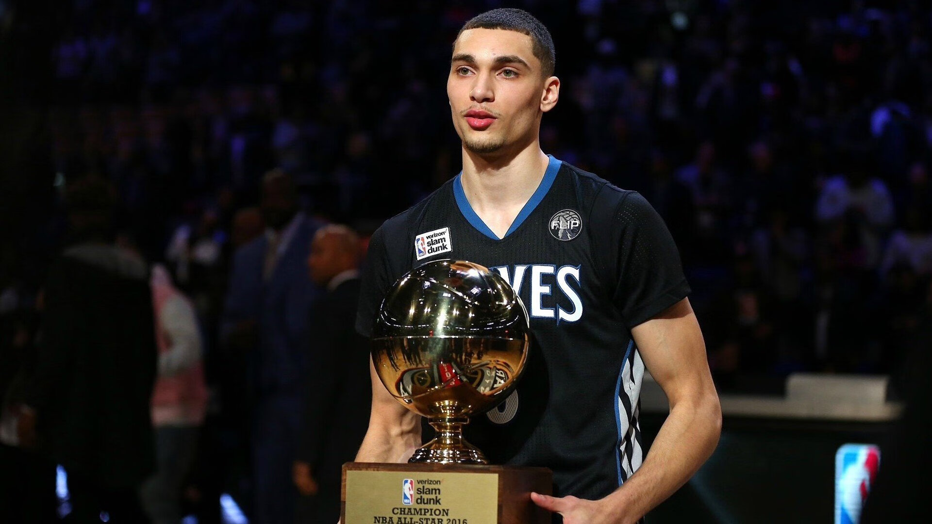 开云体育官方网站-布伦森单骑破阵，火箭力克步行者背后的篮球哲学革命